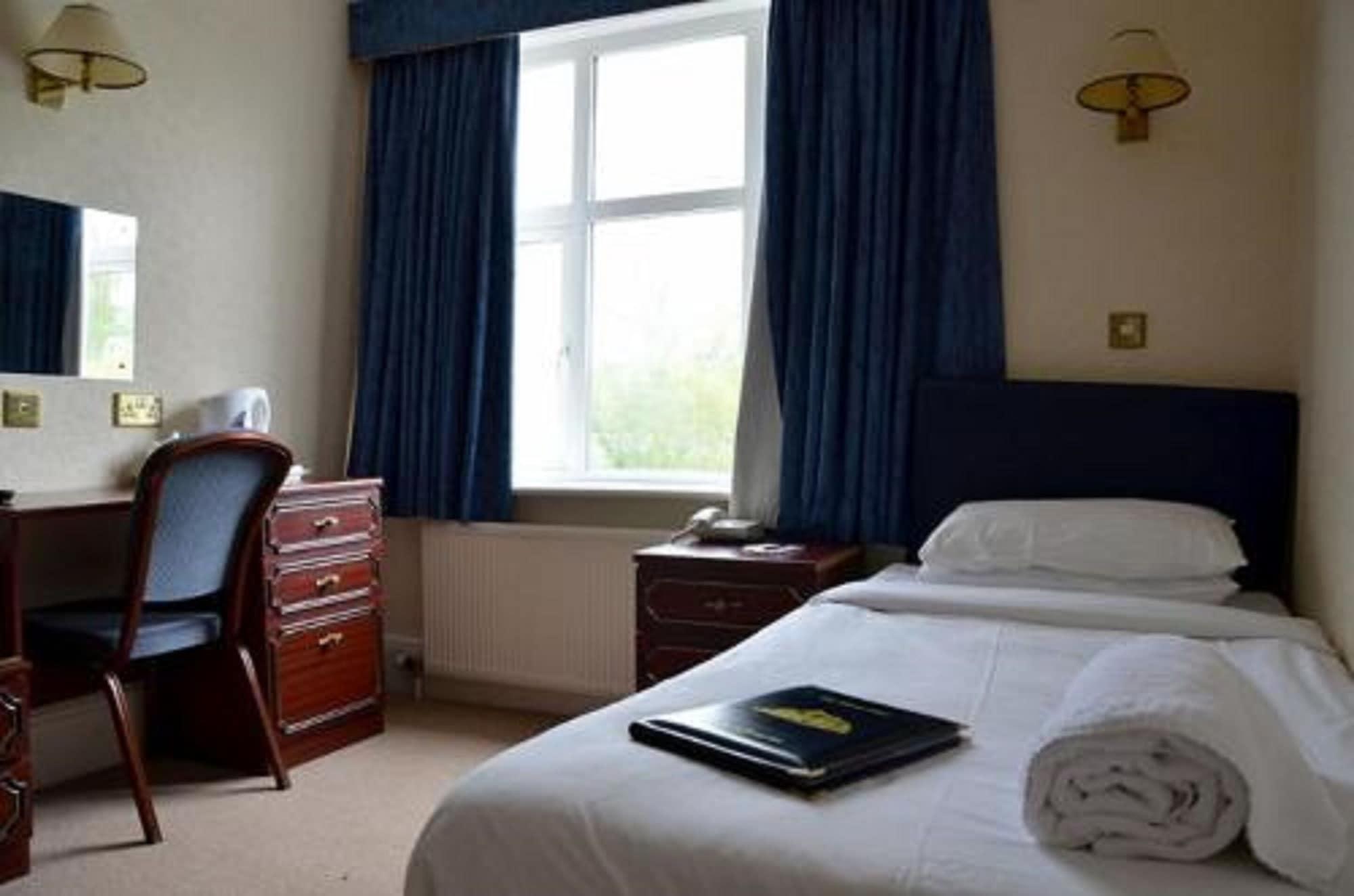Uno Hotel Thames Maidenhead Zewnętrze zdjęcie