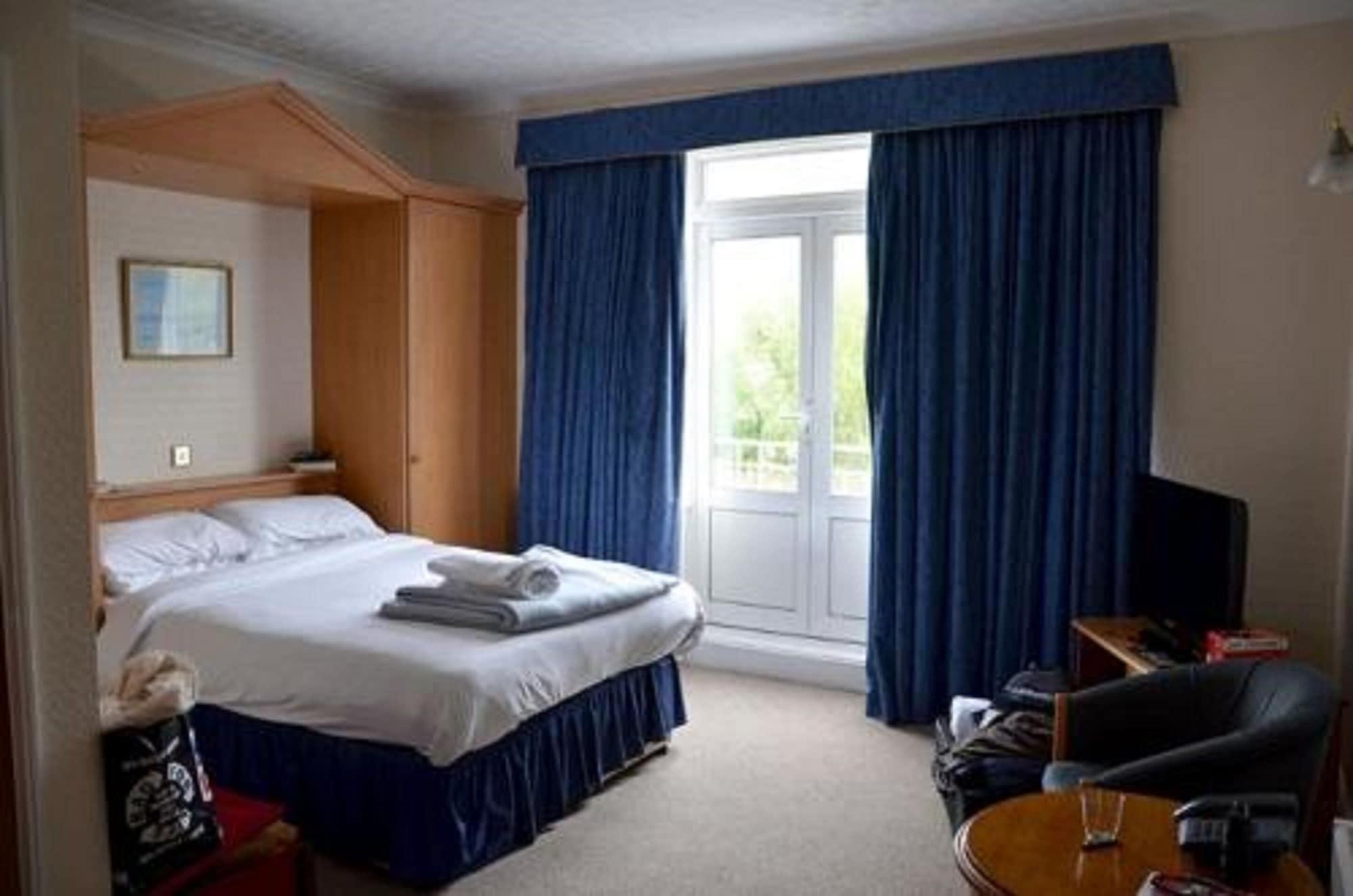 Uno Hotel Thames Maidenhead Zewnętrze zdjęcie