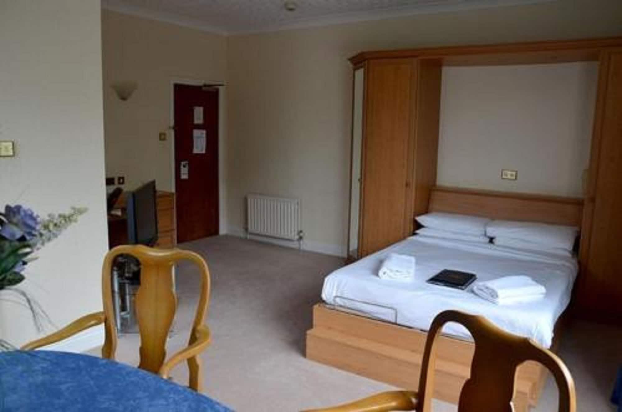 Uno Hotel Thames Maidenhead Zewnętrze zdjęcie