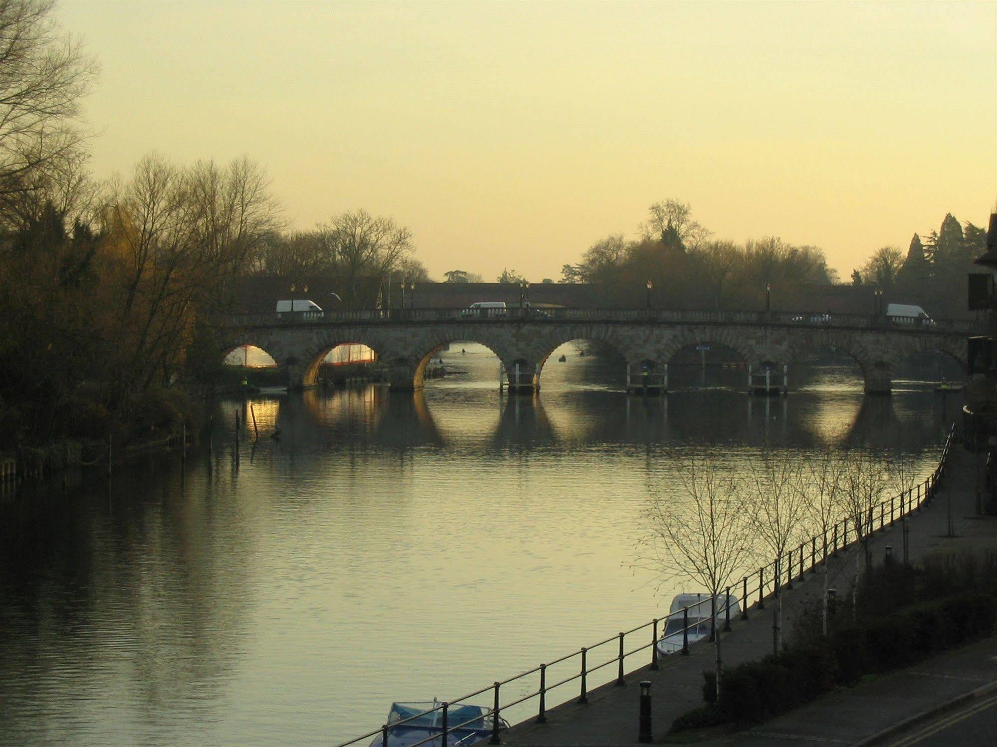Uno Hotel Thames Maidenhead Zewnętrze zdjęcie