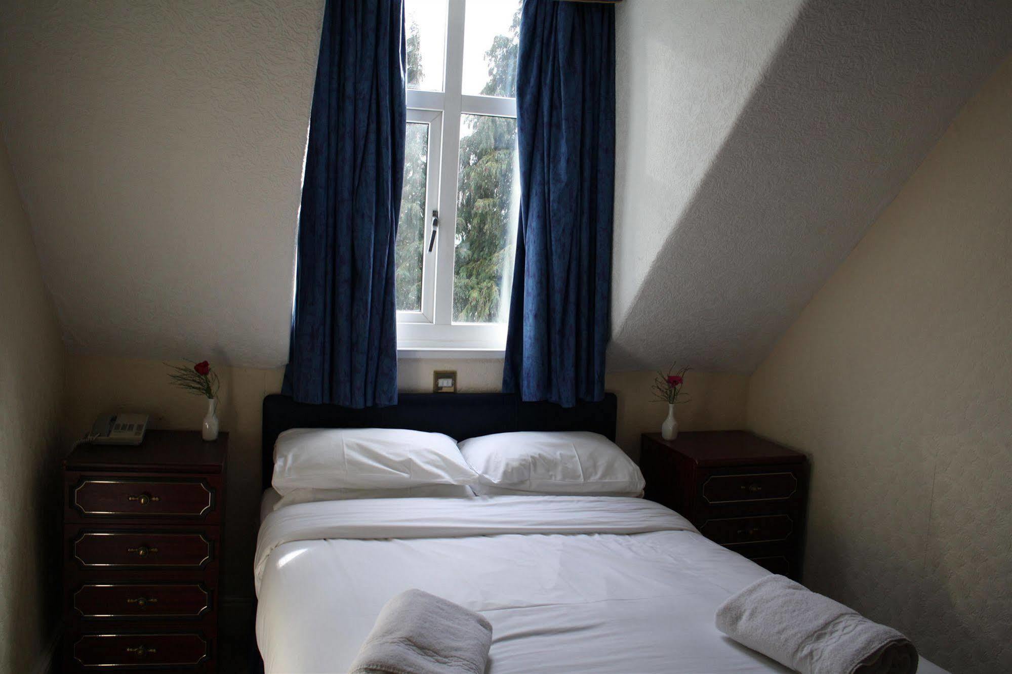 Uno Hotel Thames Maidenhead Zewnętrze zdjęcie