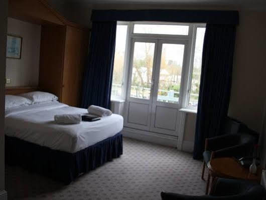 Uno Hotel Thames Maidenhead Zewnętrze zdjęcie